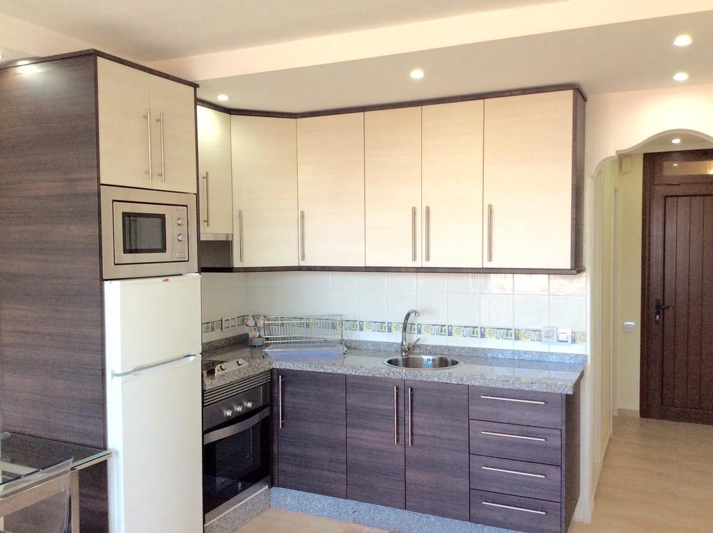 Apartment With Terrace In Playa De Las Americas Екстериор снимка